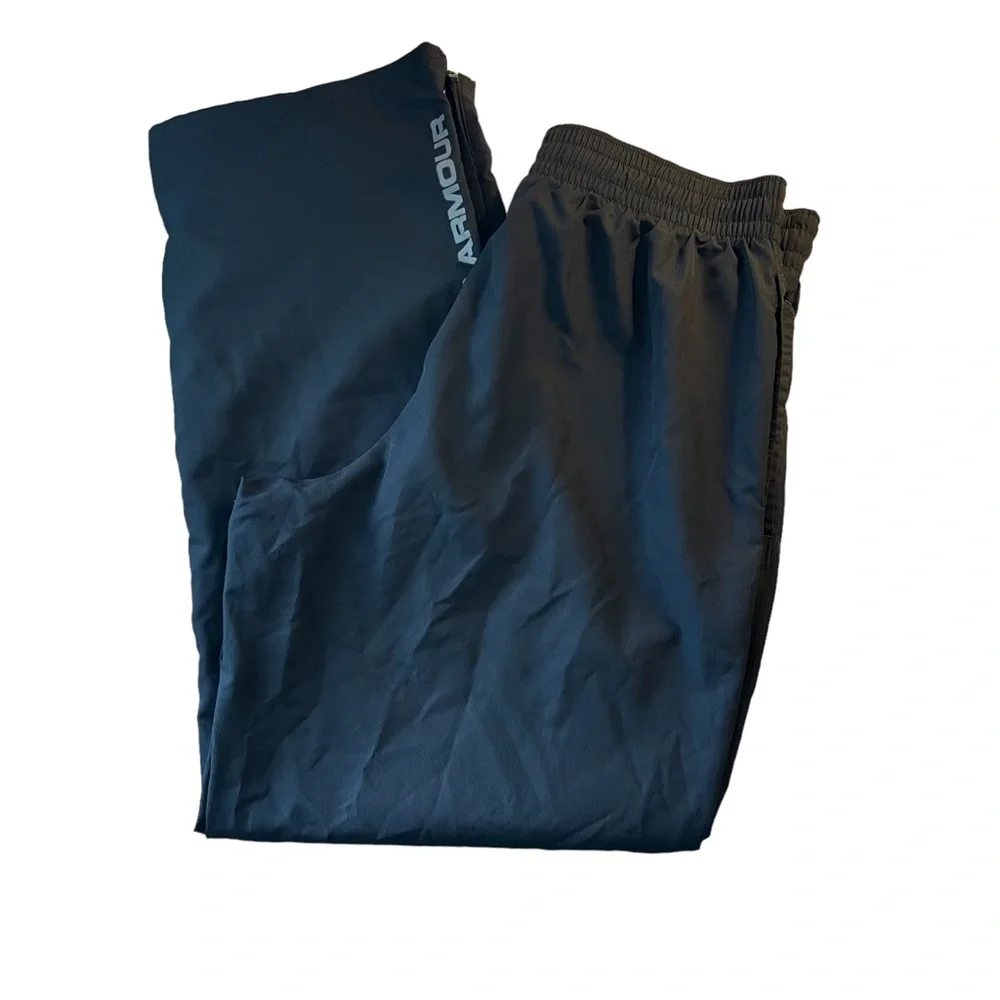 Under Armour mess lined lightweight athletic pants